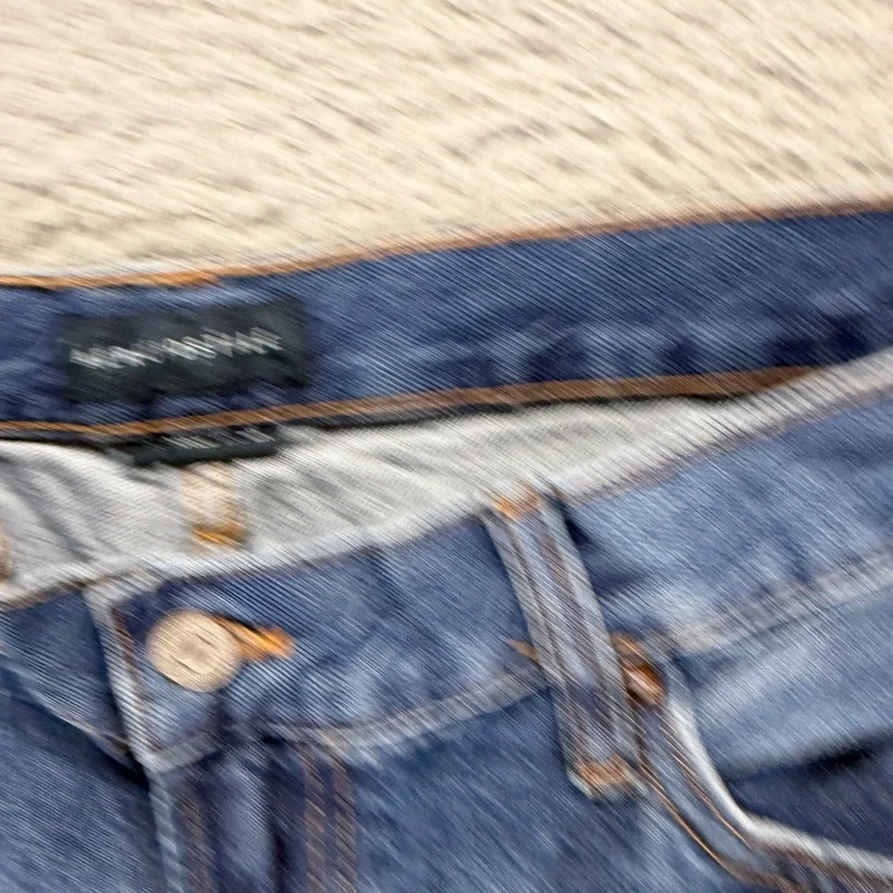Aéropostale before purchasing